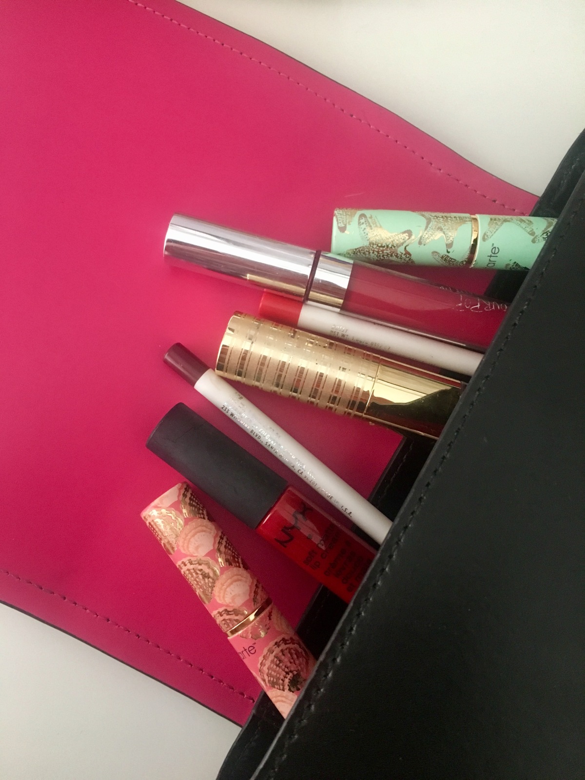 What I Wore to Work in a Week – Lipstick Edition